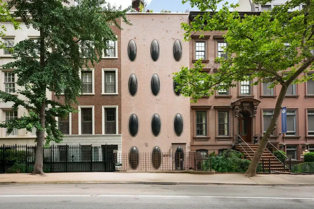 $5,750,000 | 251 East 71st Street | Lenox Hill