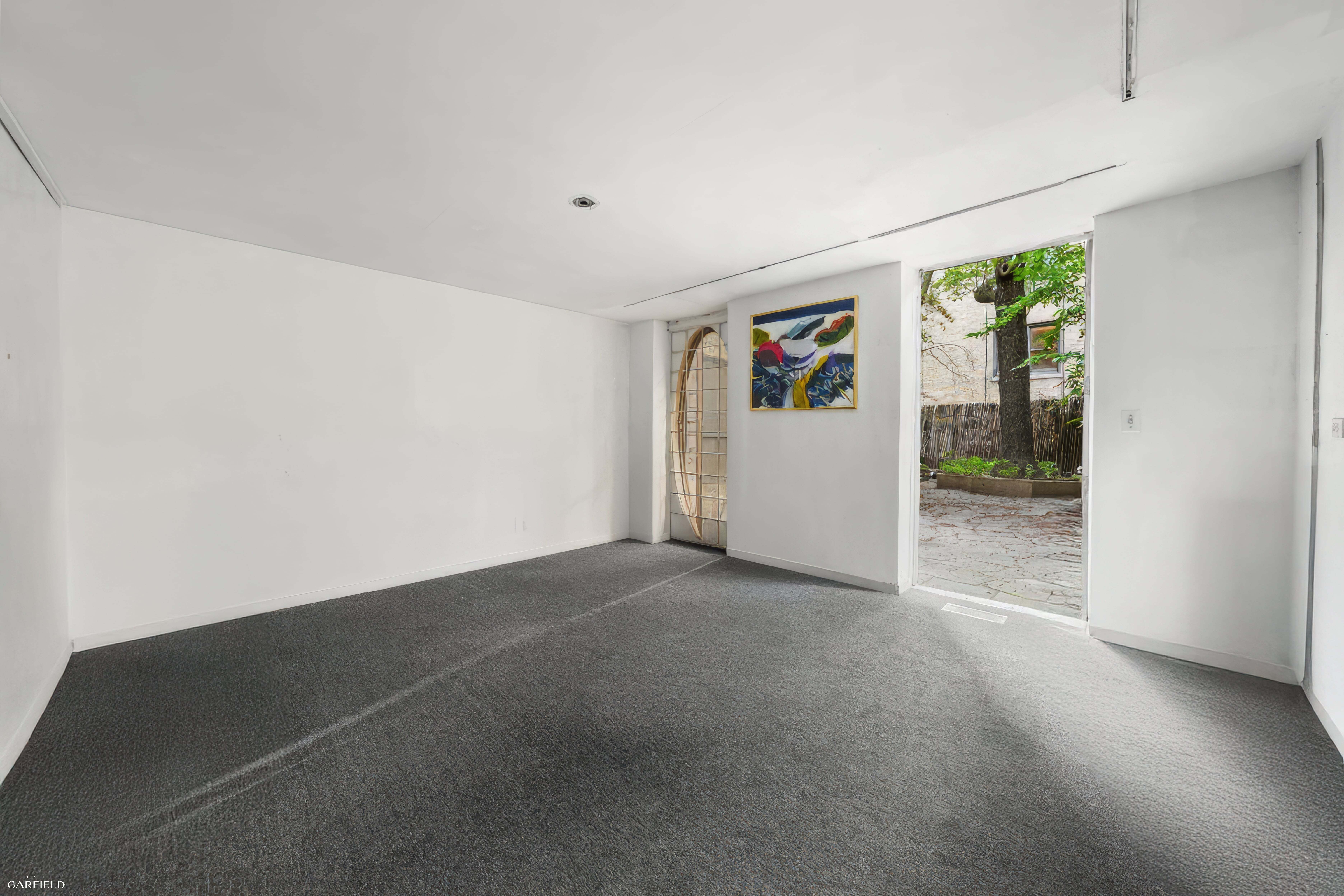 251 East 71st Street Manhattan, NY 10021 - Photo 6 of 13