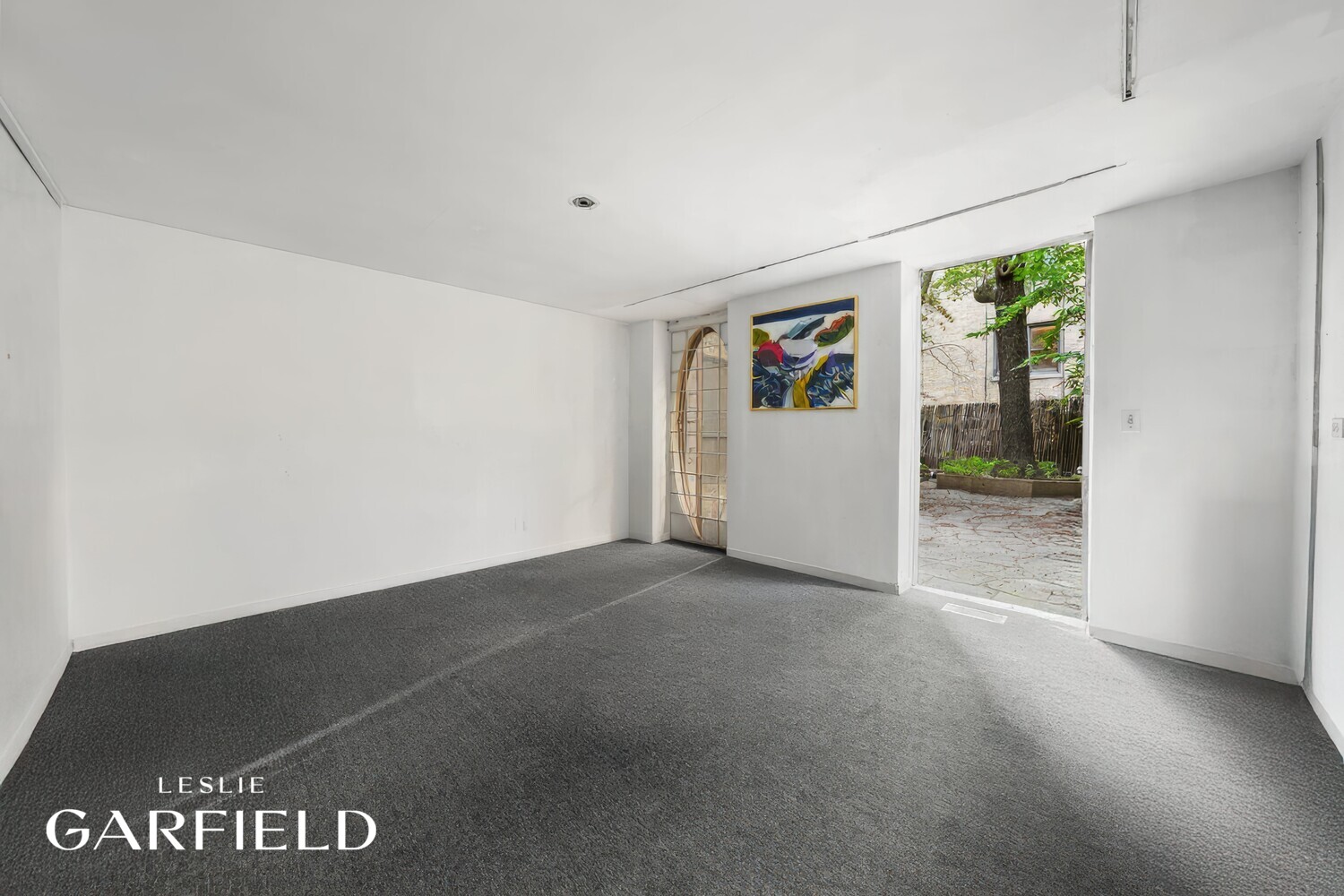 251 East 71st Street Manhattan, NY 10021 - Photo 6 of 10