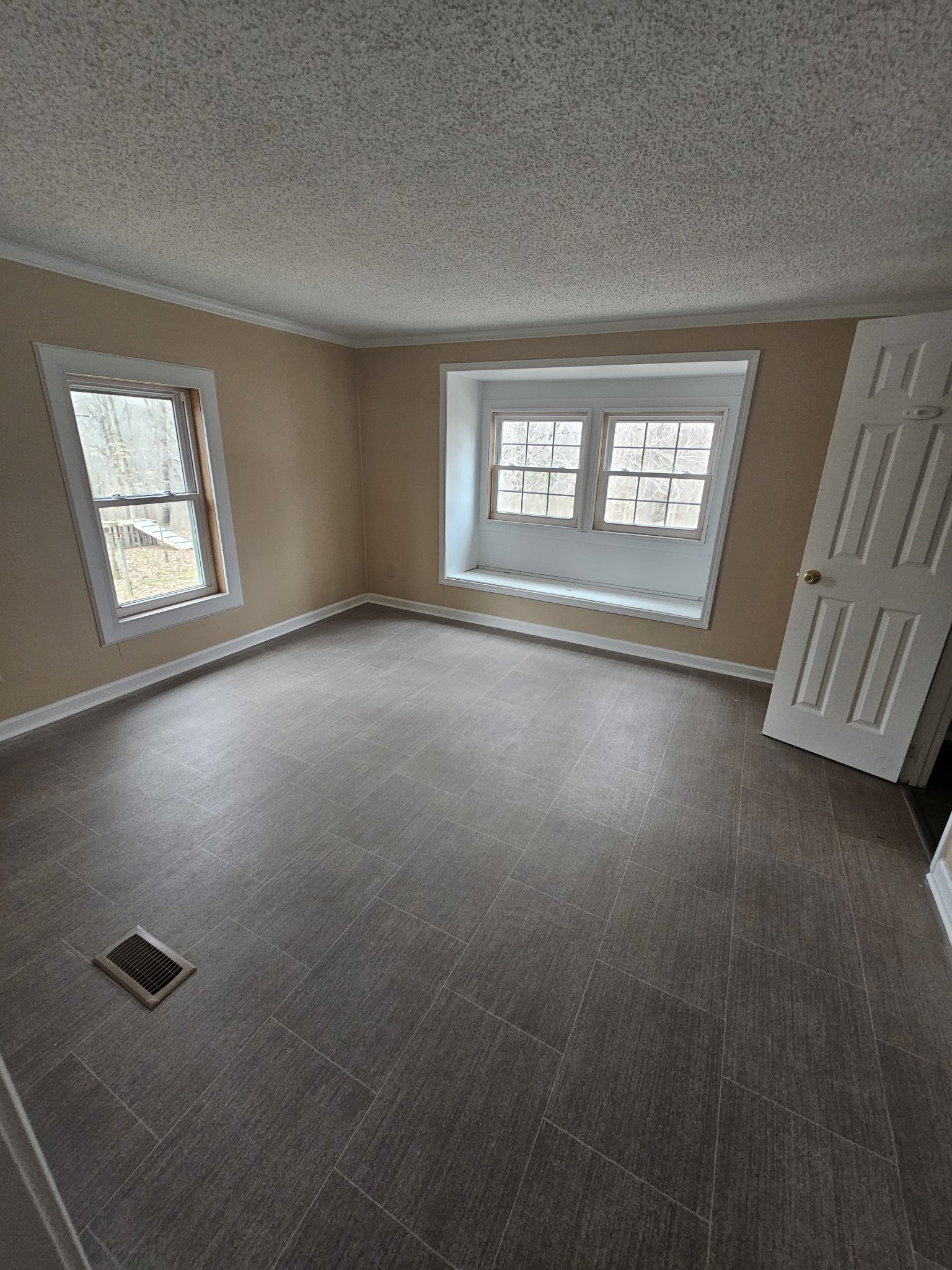 6683 Pinewood Road Nunnelly, TN 37137 - Photo 13 of 36 Gallery Image 13