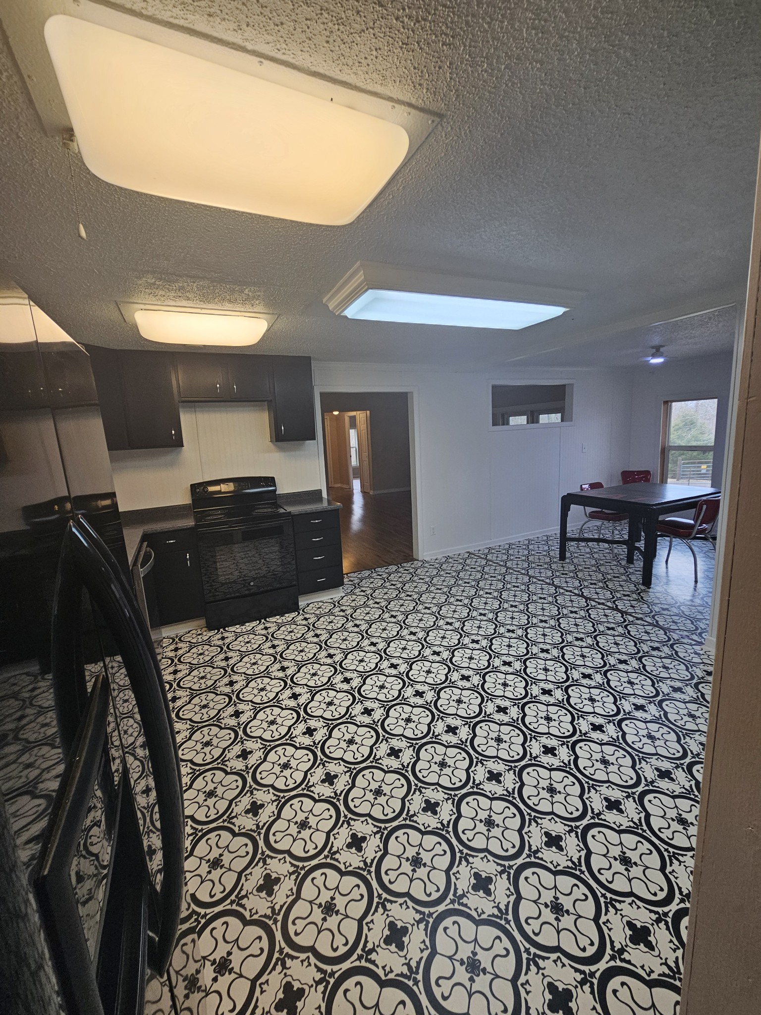 6683 Pinewood Road Nunnelly, TN 37137 - Photo 6 of 36 Gallery Image 6