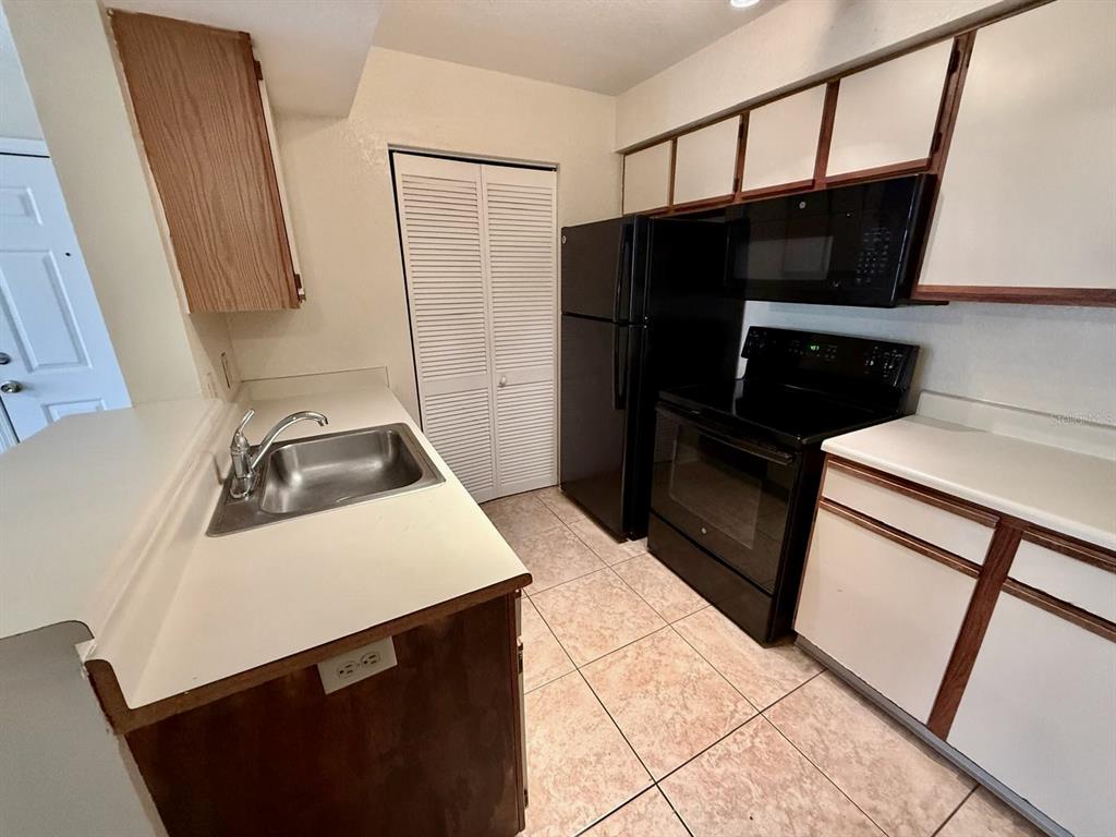 1023 South Hiawassee Road, Unit 4035 Orlando, FL 32835 - Photo 4 of 18