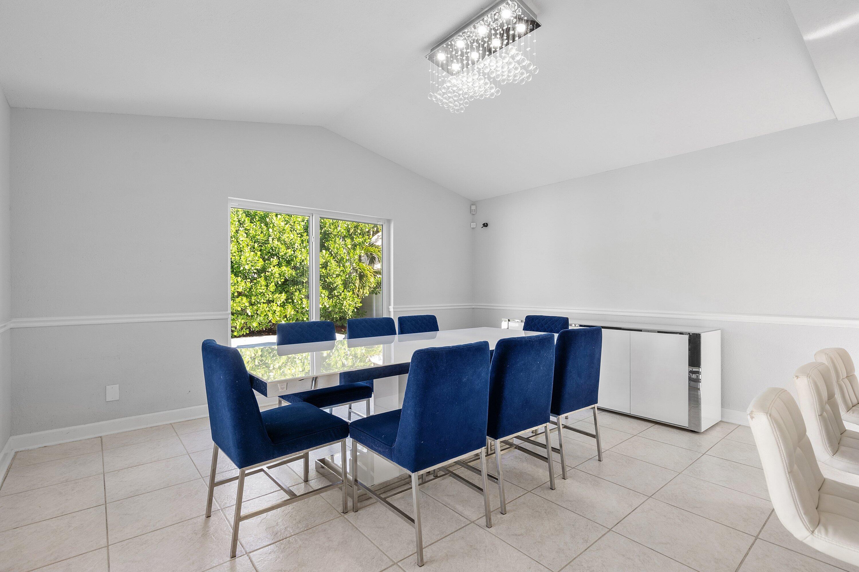 3637 Stratton Lane Boynton Beach, FL 33436 - Photo 7 of 32 010-3637StrattonLane-BoyntonBeach-FL-334