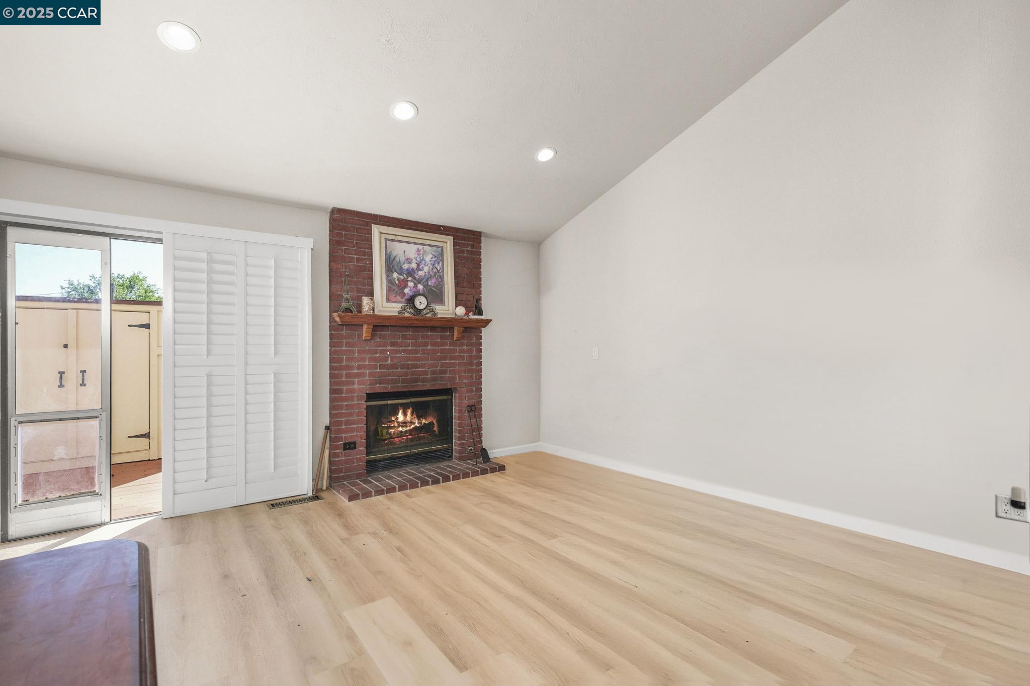 7896 Gate Way Dublin, CA 94568 - Photo 7 of 15
