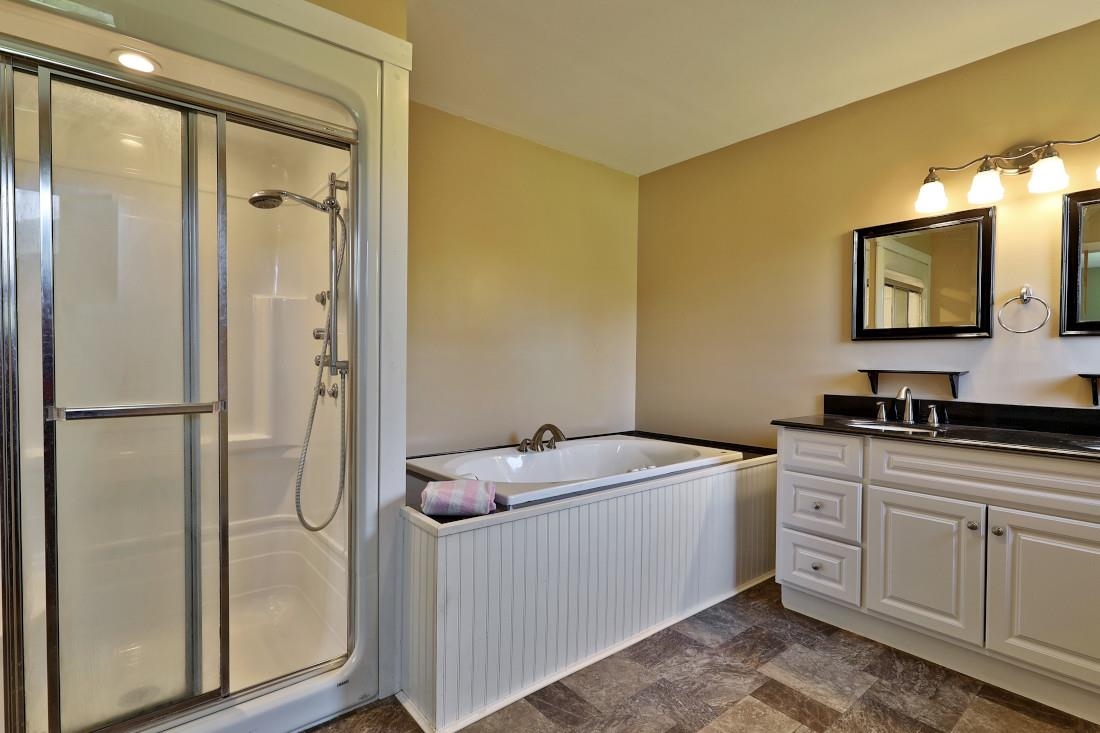 81 Corporation Road Rochester, VT 05767 - Photo 14 of 40