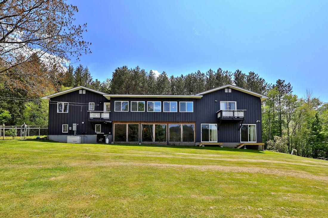 81 Corporation Road Rochester, VT 05767 - Photo 3 of 40