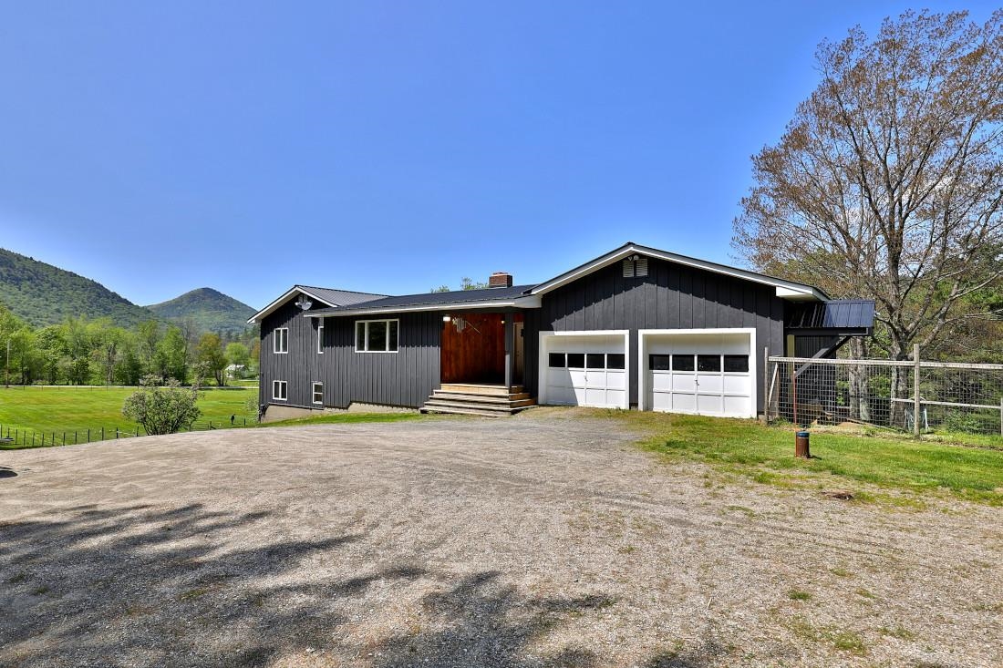 81 Corporation Road Rochester, VT 05767 - Photo 4 of 40