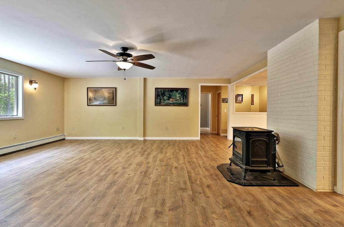 81 Corporation Road Rochester, VT 05767 - Photo 5 of 40