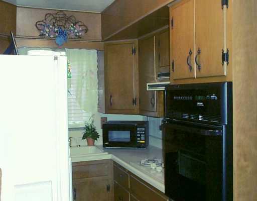 2066 Brookfield Road Pittsburgh, PA 15243 - Photo 4 of 5