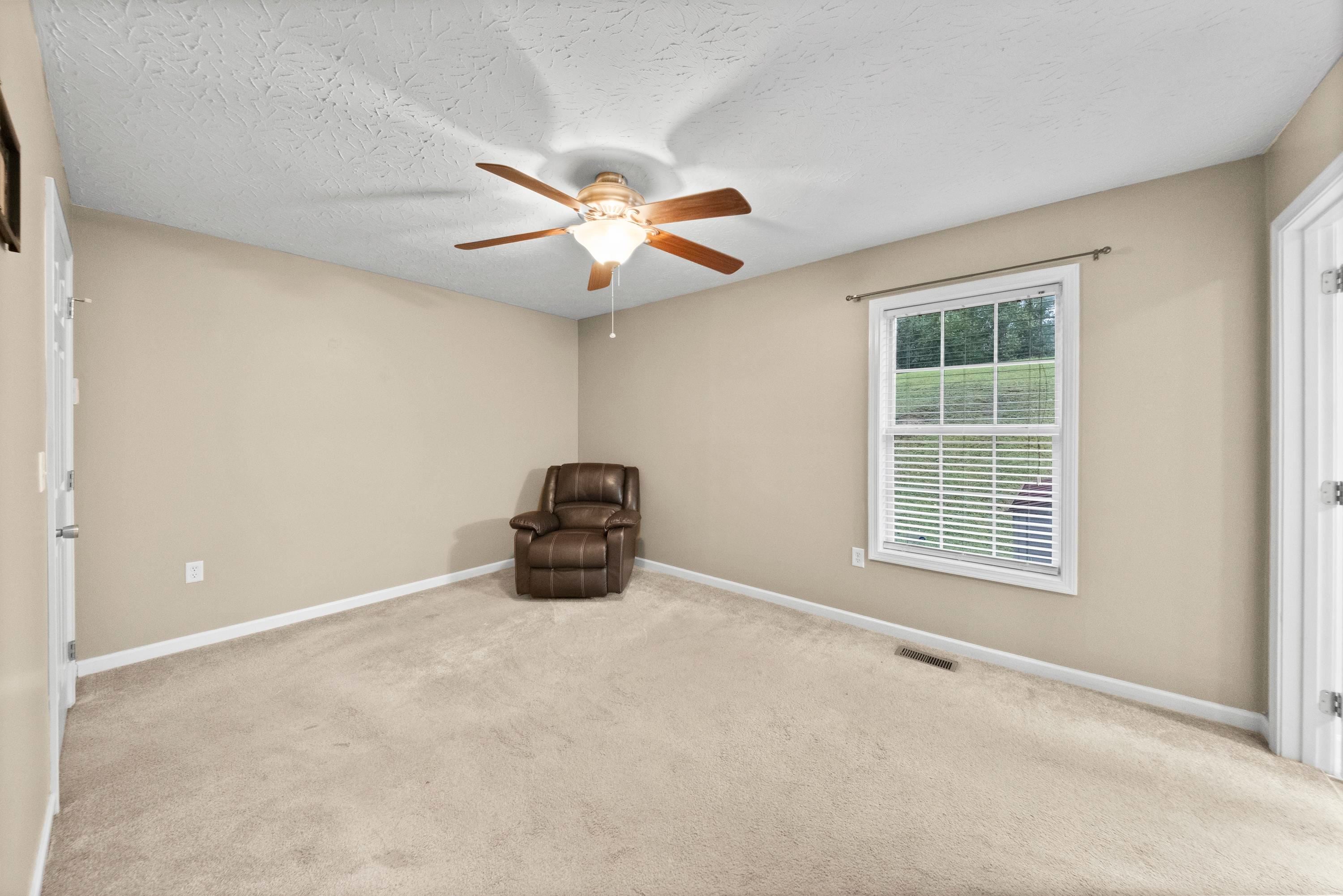 1960 Pollard Road Ashland, KY 41101 - Photo 27 of 41 Gallery Image 27
