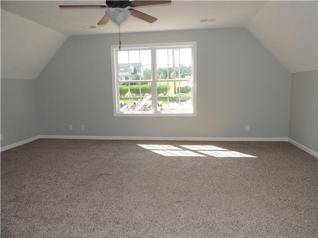 1174 Old Mack Road Clarksville, TN 37040 - Photo 8 of 19 Gallery Image 8