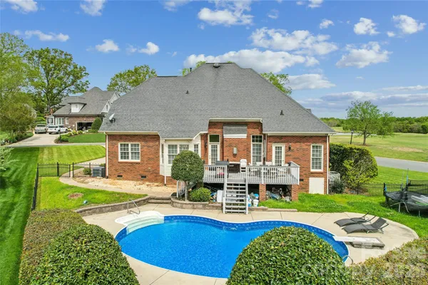 $685,000 | 3001 Cardigan Court, Matthews, NC 28104