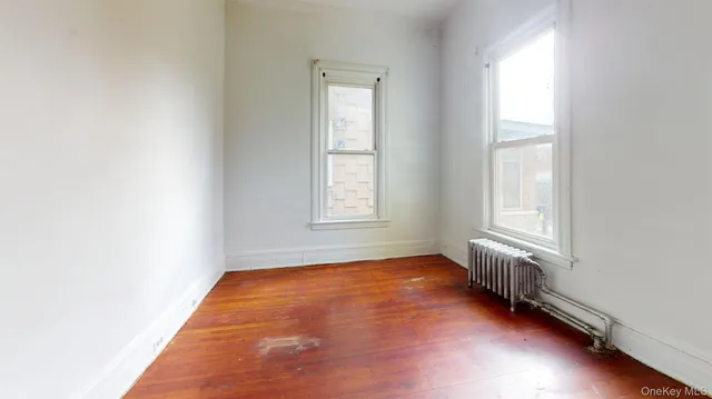 $899,000 | 134 Vista Place, Mount Vernon, NY 10550