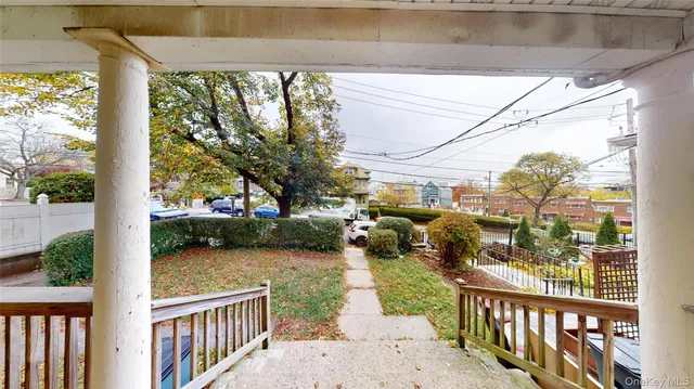 $899,000 | 134 Vista Place, Mount Vernon, NY 10550