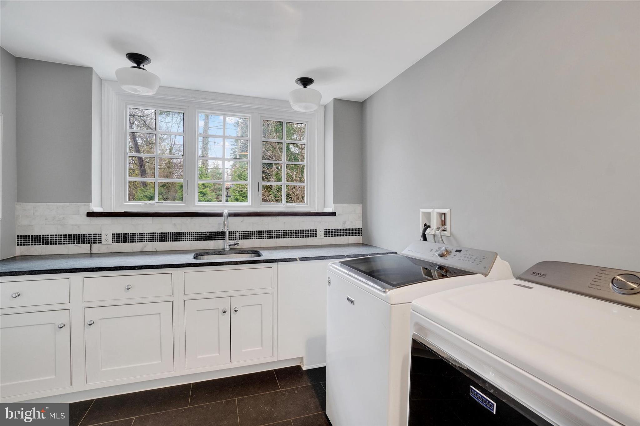 1029 Smallbrook Lane York, PA 17403 - Photo 26 of 64