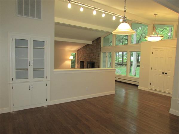 34 Wagon Road Westwood, MA 02090 - Photo 3 of 20 Gallery Image 3