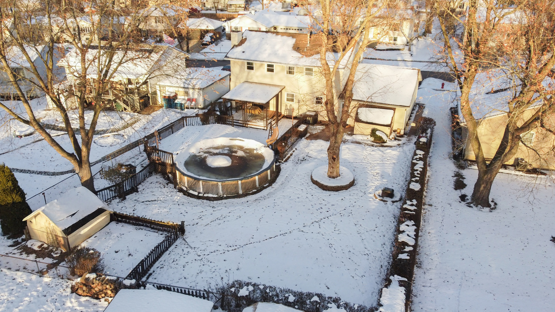 220 Dato Drive Streamwood, IL 60107 - Photo 32 of 36 view of barbeque area