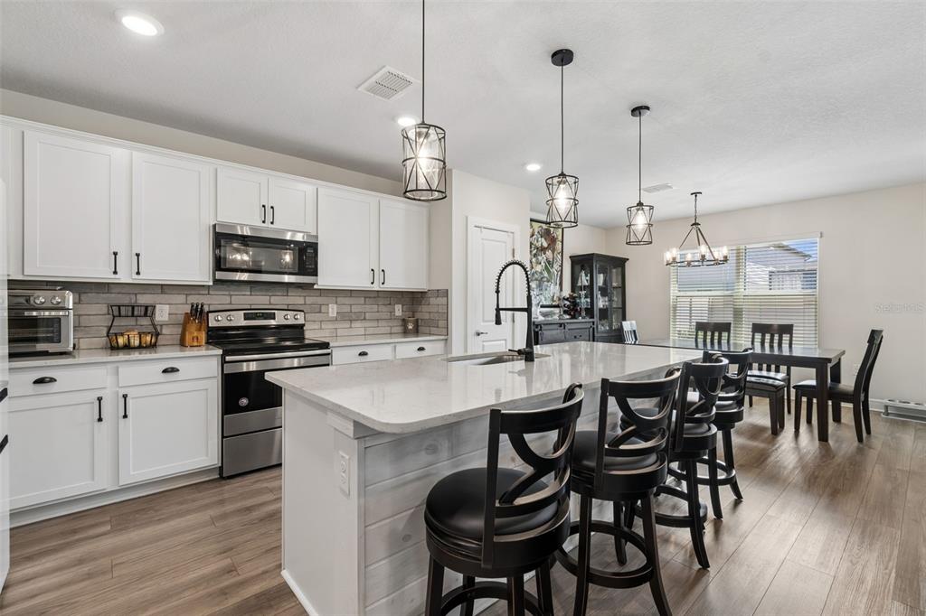 6608 Ryestone Way Wesley Chapel, FL 33545 - Photo 15 of 66
