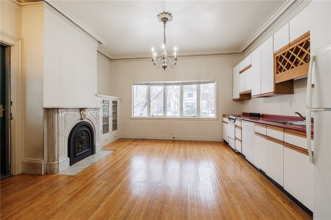 18 Vick Park B Rochester, NY 14607 - Photo 9 of 15