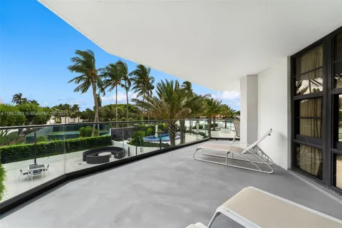 $1,185,000 | 5500 Collins Avenue, Unit 304, Miami Beach, FL 33140