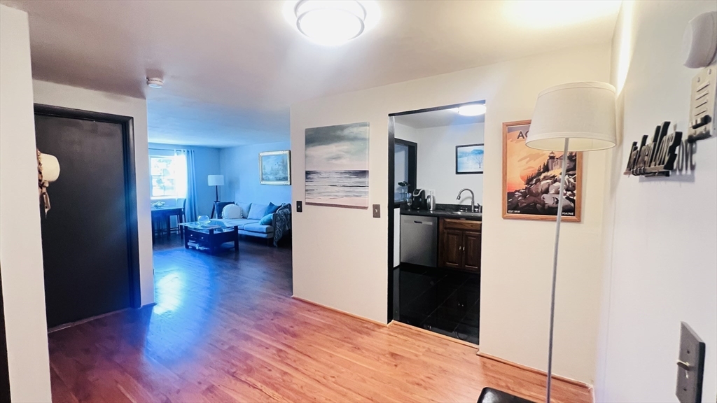 35 Berlin Street, Unit 11 Clinton, MA 01510 - Photo 3 of 14