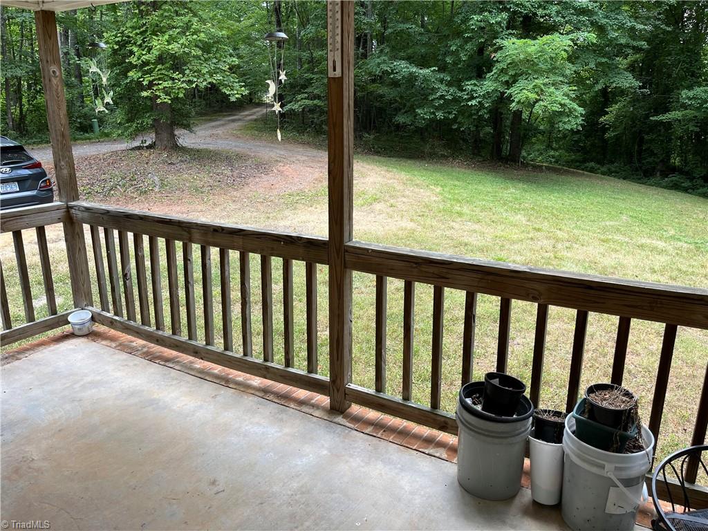 5117 Highway 704 Sandy Ridge, NC 27046 - Photo 2 of 5