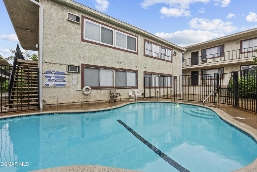 8800 Cedros Avenue, Unit 204 Panorama City, CA 91402 - Photo 9 of 11