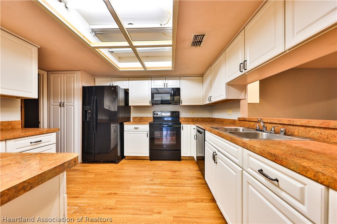 4009 Golfview Road Sebring, FL 33875 - Photo 8 of 22 Gallery Image 8