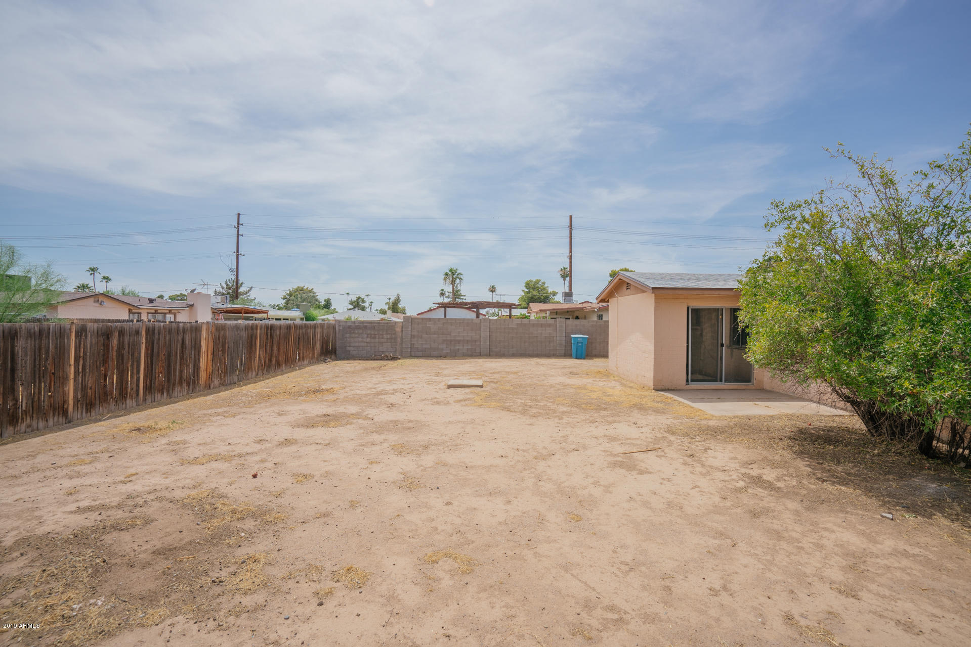 3845 West Hatcher Road Phoenix, AZ 85051 - Photo 19 of 19 a view of a terrace