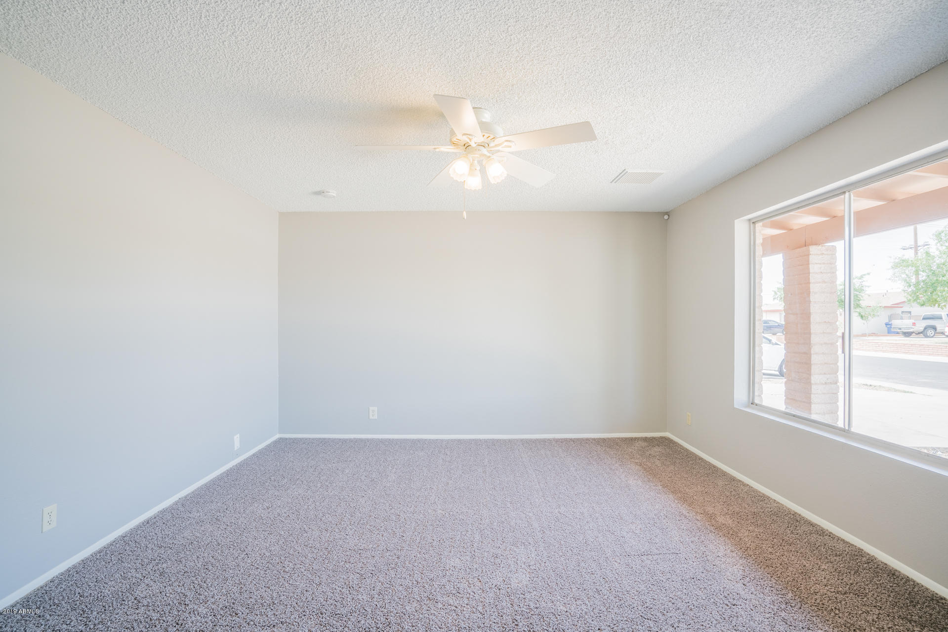 3845 West Hatcher Road Phoenix, AZ 85051 - Photo 9 of 19 photo_09