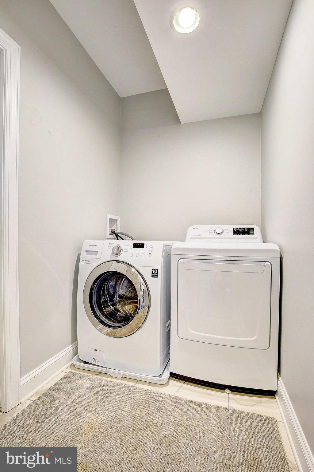 1404 Oak Bluff Road Edgewater, MD 21037 - Photo 31 of 47 Main level laundry room