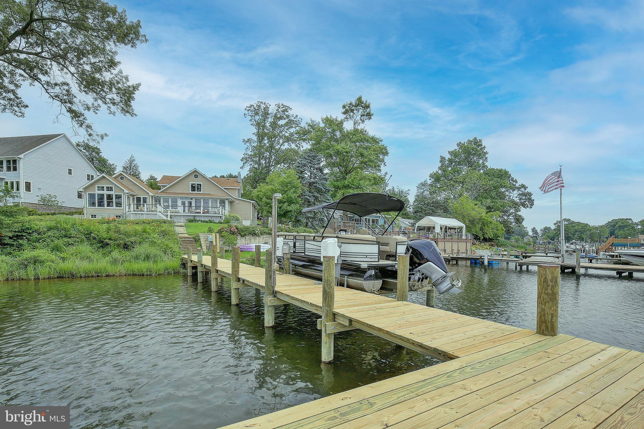 1404 Oak Bluff Road Edgewater, MD 21037 - Photo 32 of 47 New pier