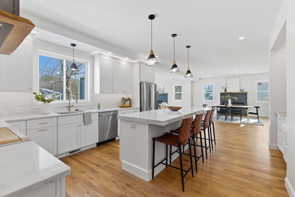 27 Purity Springs Road Burlington, MA 01803 - Photo 8 of 42