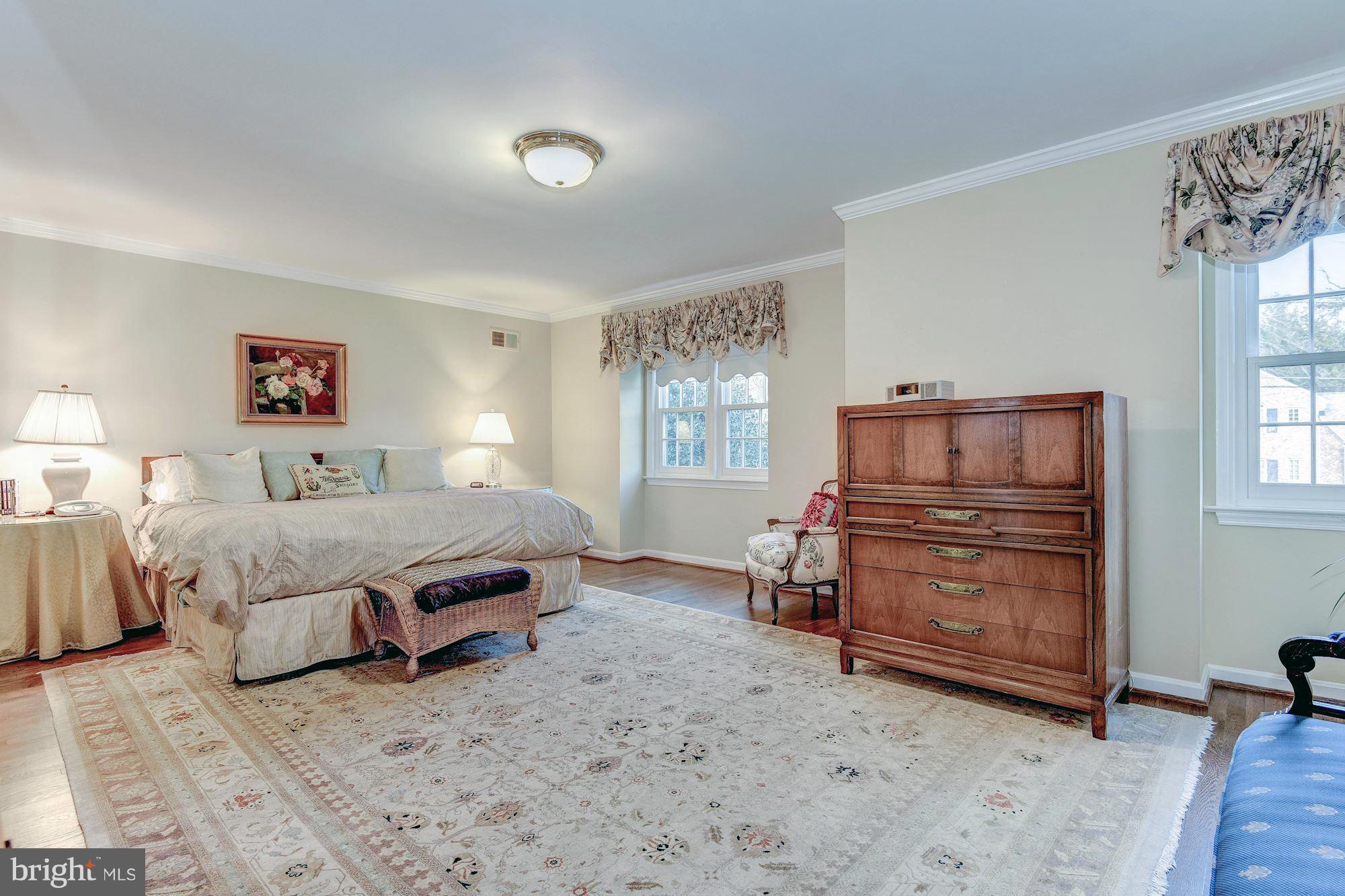 10010 Carter Road Bethesda, MD 20817 - Photo 17 of 30 Bedroom (Master)