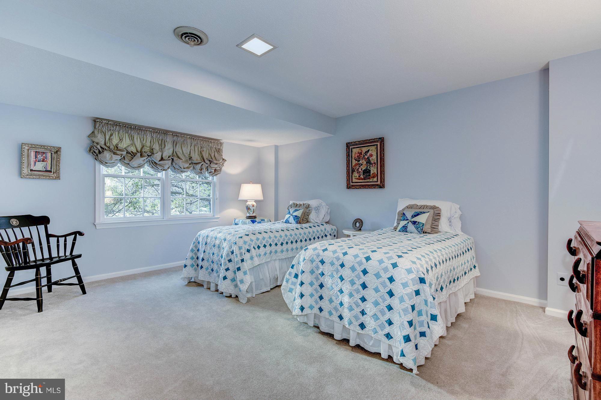 10010 Carter Road Bethesda, MD 20817 - Photo 24 of 30 Bedroom