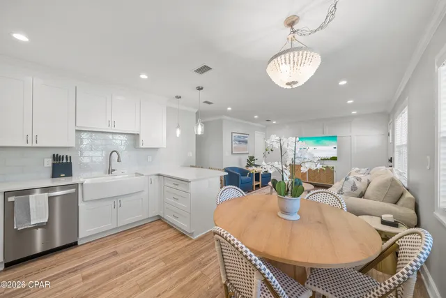 $2,650 | 121 Lakeside Circle, Unit A, Panama City Beach, FL 32413