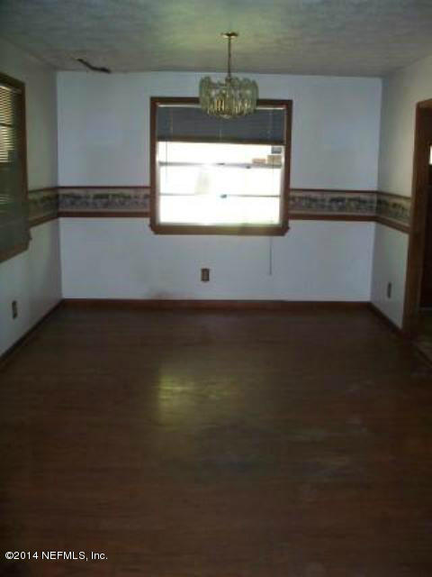 10380 Sandler Road Jacksonville, FL 32222 - Photo 4 of 9 4