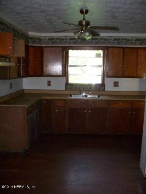 10380 Sandler Road Jacksonville, FL 32222 - Photo 5 of 9 5