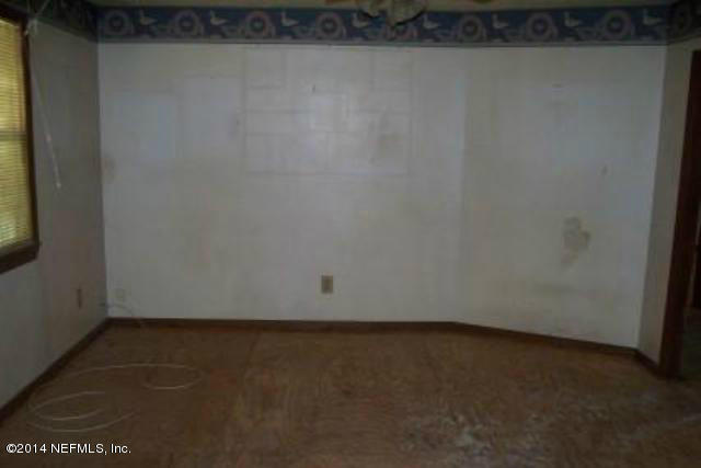 10380 Sandler Road Jacksonville, FL 32222 - Photo 7 of 9 7