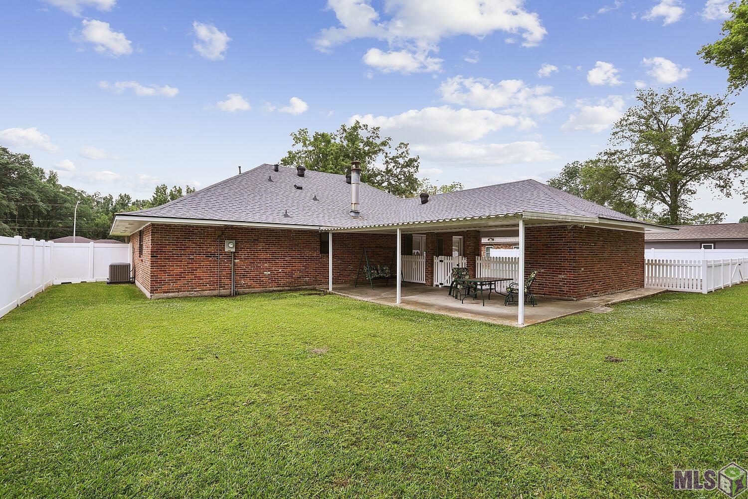 10895 Hooper Road Baton Rouge, LA 70818 - Photo 4 of 15