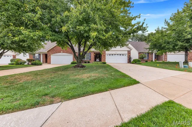 $375,000 | 2121 McGregor Circle, Dardenne Prairie, MO 63368
