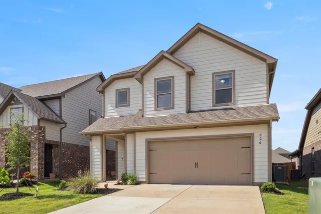 $2,200 | 620 Ruthye Lane, Pilot Point, TX 76258