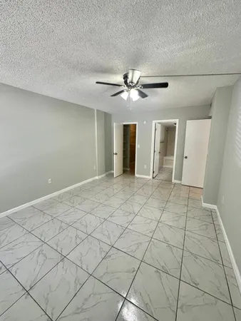 a view of a garage