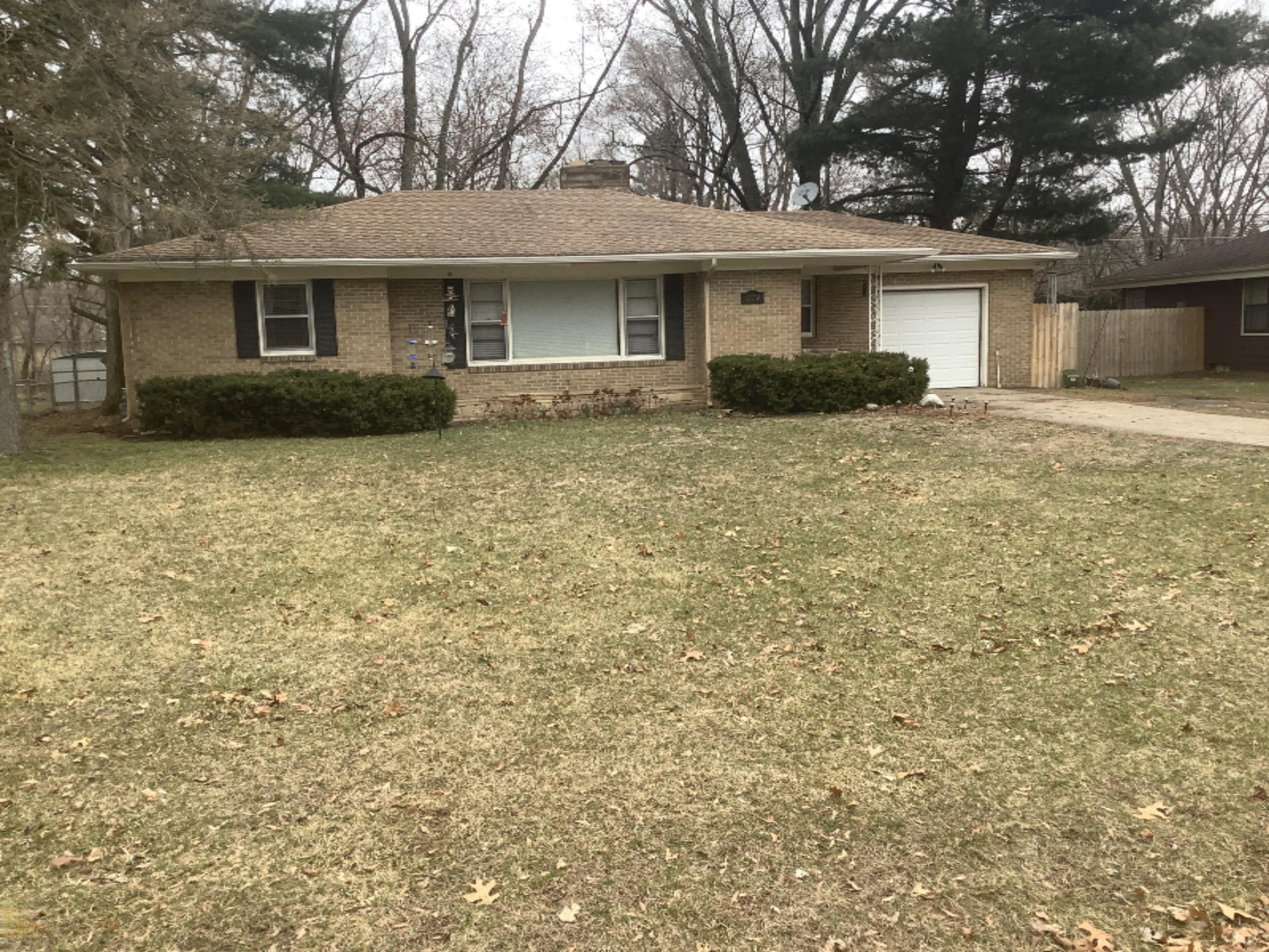 279 Chippewa Road Benton Harbor, MI 49022 - Photo 1 of 25 image