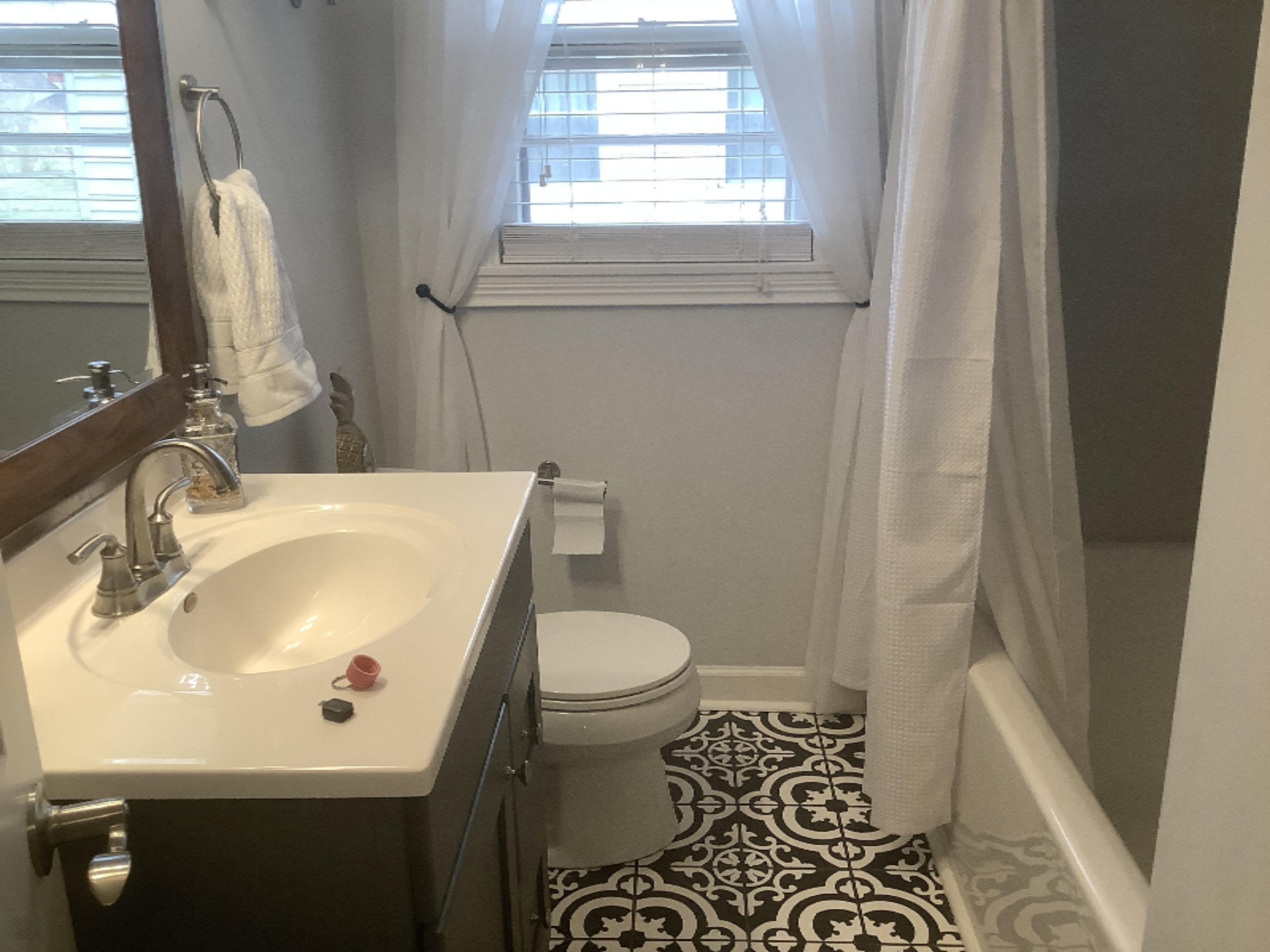 279 Chippewa Road Benton Harbor, MI 49022 - Photo 16 of 25 image