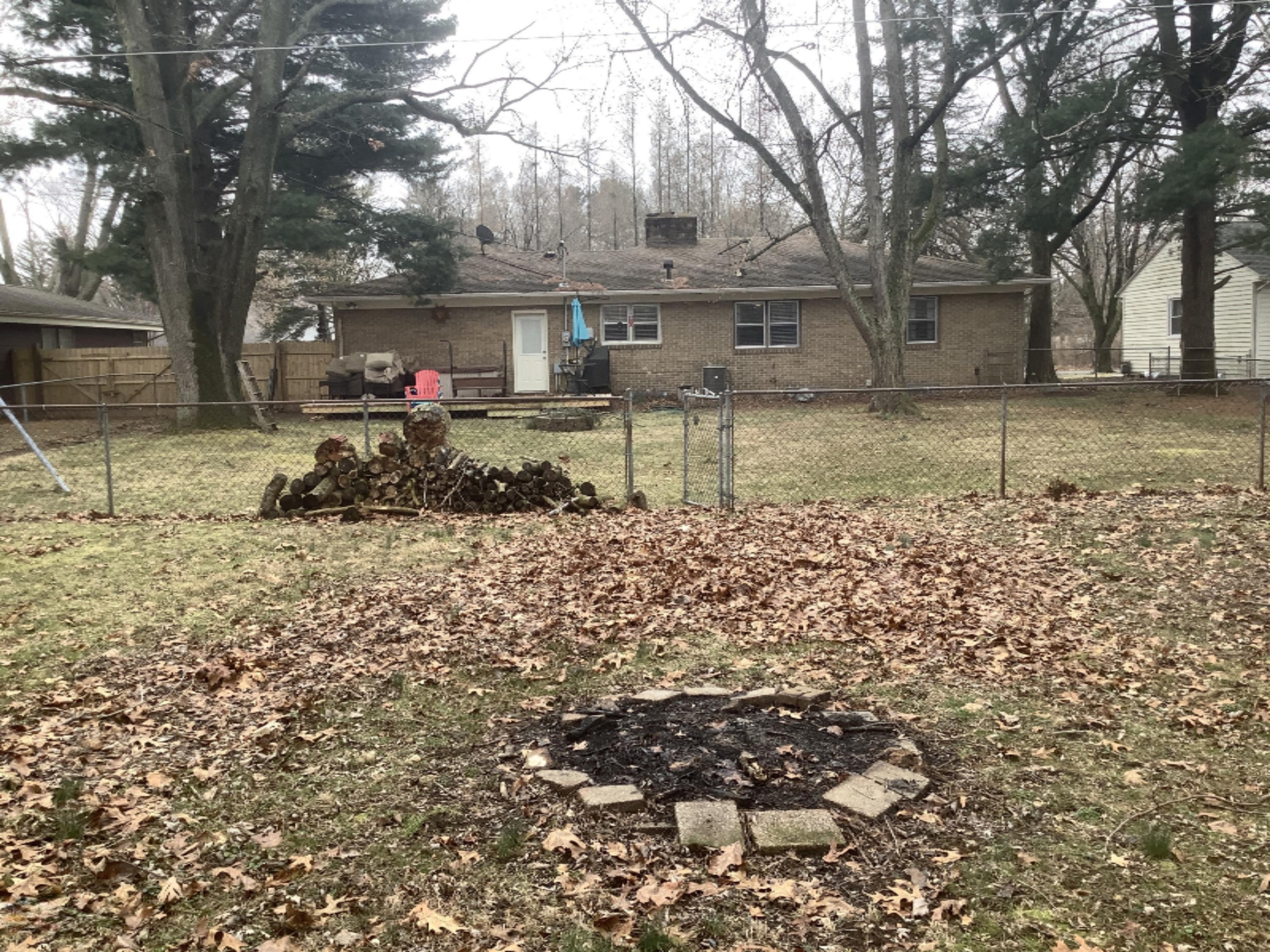 279 Chippewa Road Benton Harbor, MI 49022 - Photo 2 of 25 image