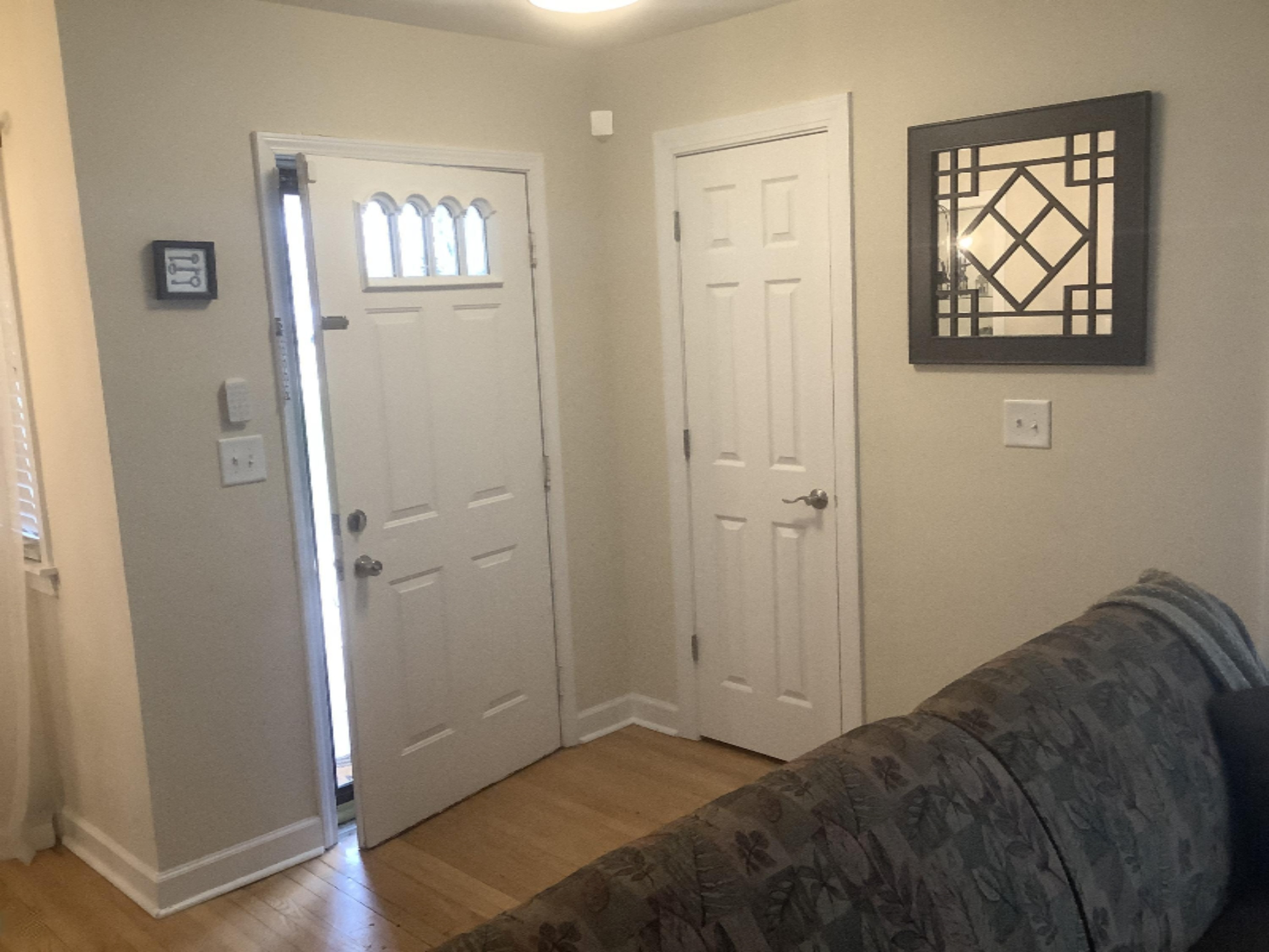 279 Chippewa Road Benton Harbor, MI 49022 - Photo 6 of 25 image
