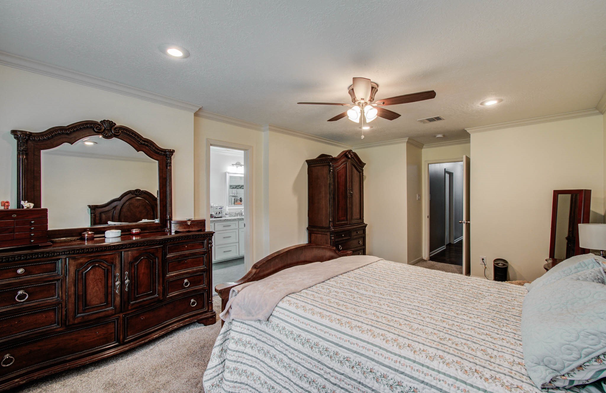 9818 Emnora Lane Houston, TX 77080 - Photo 28 of 38