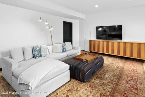 $13,500,000 | 955 Fox Run Drive, Snowmass Village, CO 81615