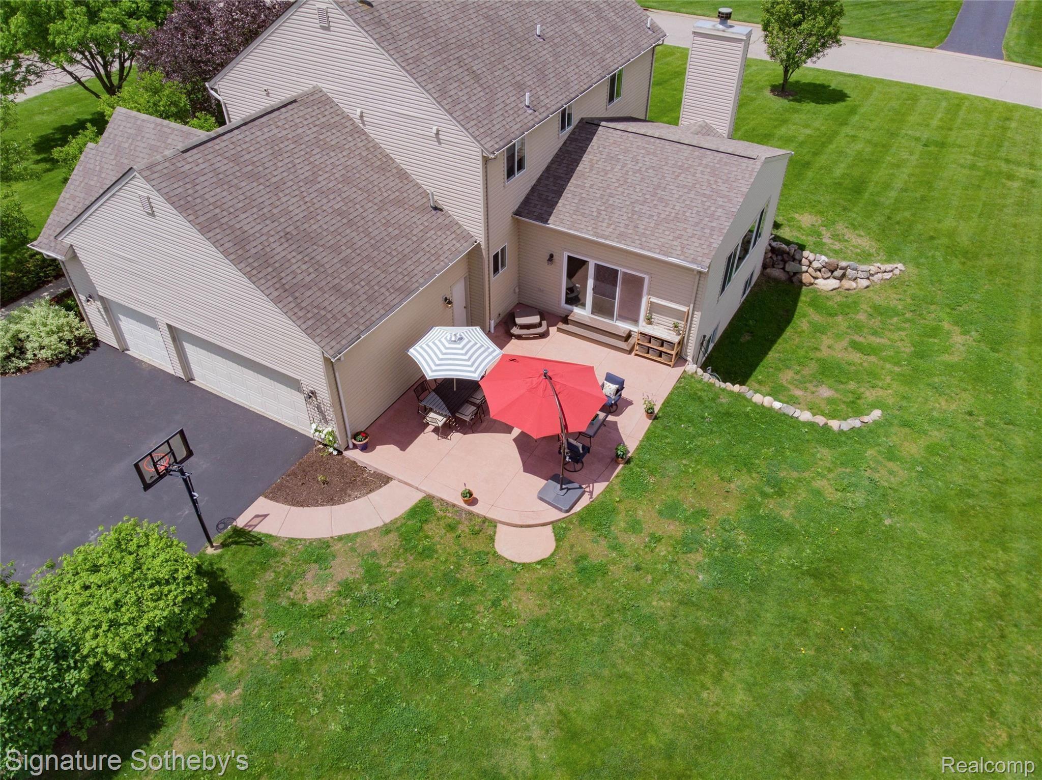 5032 Ashford Road Clarkston, MI 48348 - Photo 8 of 49 Overhead Rear